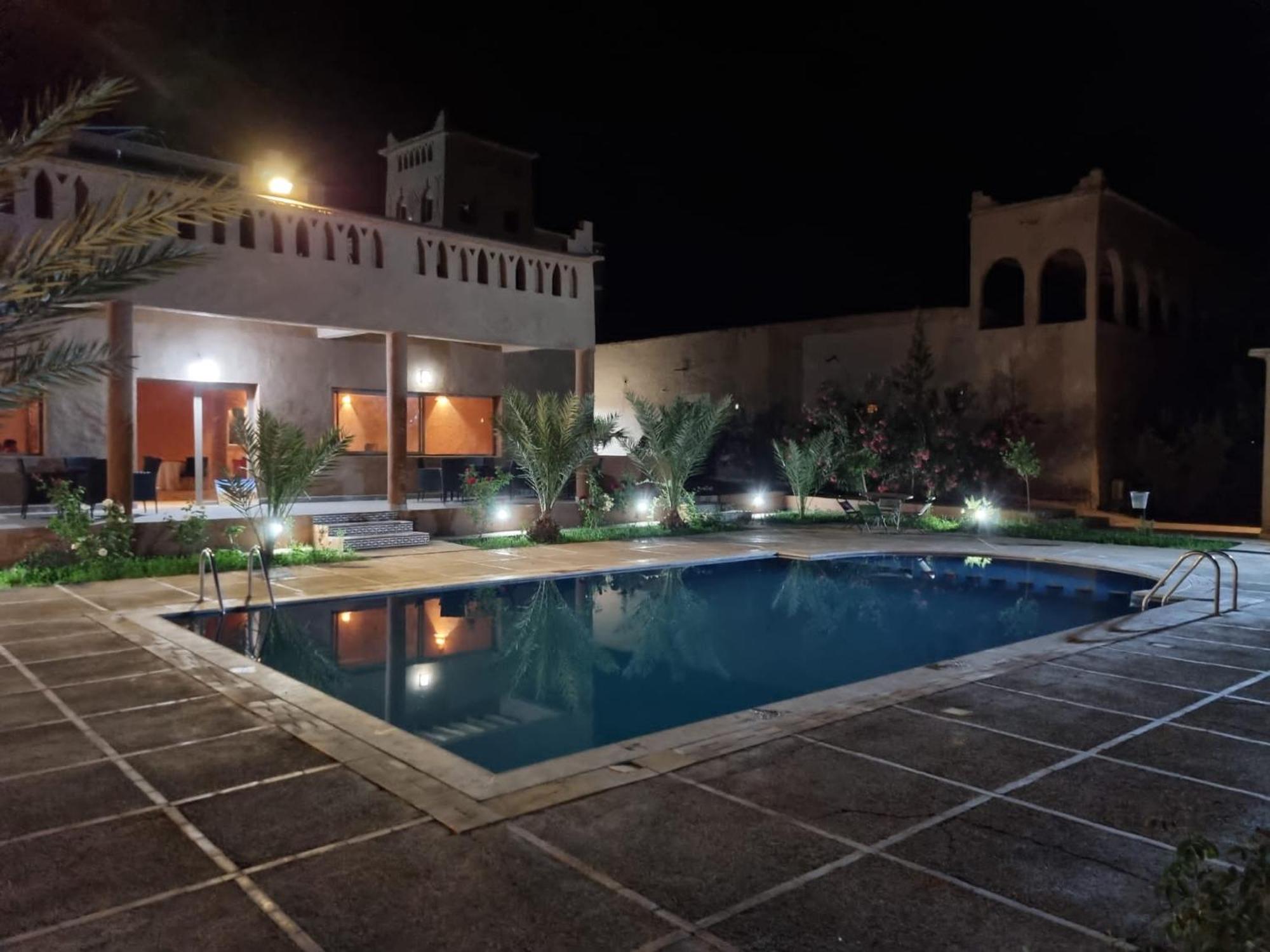 Auberge Famille Benmoro Skoura Exterior photo