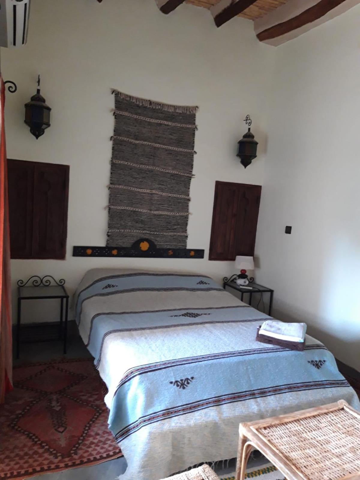 Auberge Famille Benmoro Bed & Breakfast Skoura Exterior photo