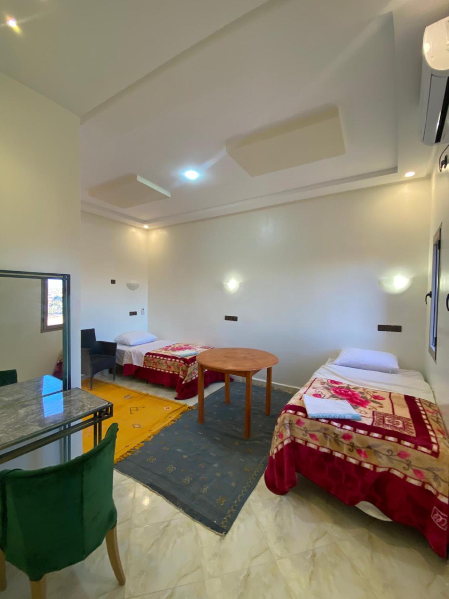 Auberge Famille Benmoro Skoura Exterior photo